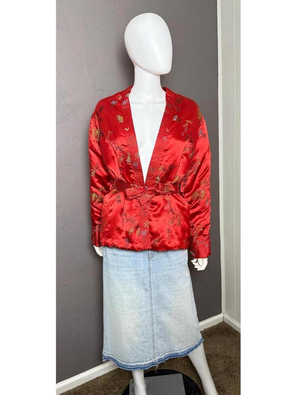 1980's Kimono Jacket Red Satin Jacquard Quilted Tie Belt by Sportacular L/XL